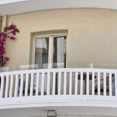 Golden City Center Suites Rhodes City Ngoại thất bức ảnh