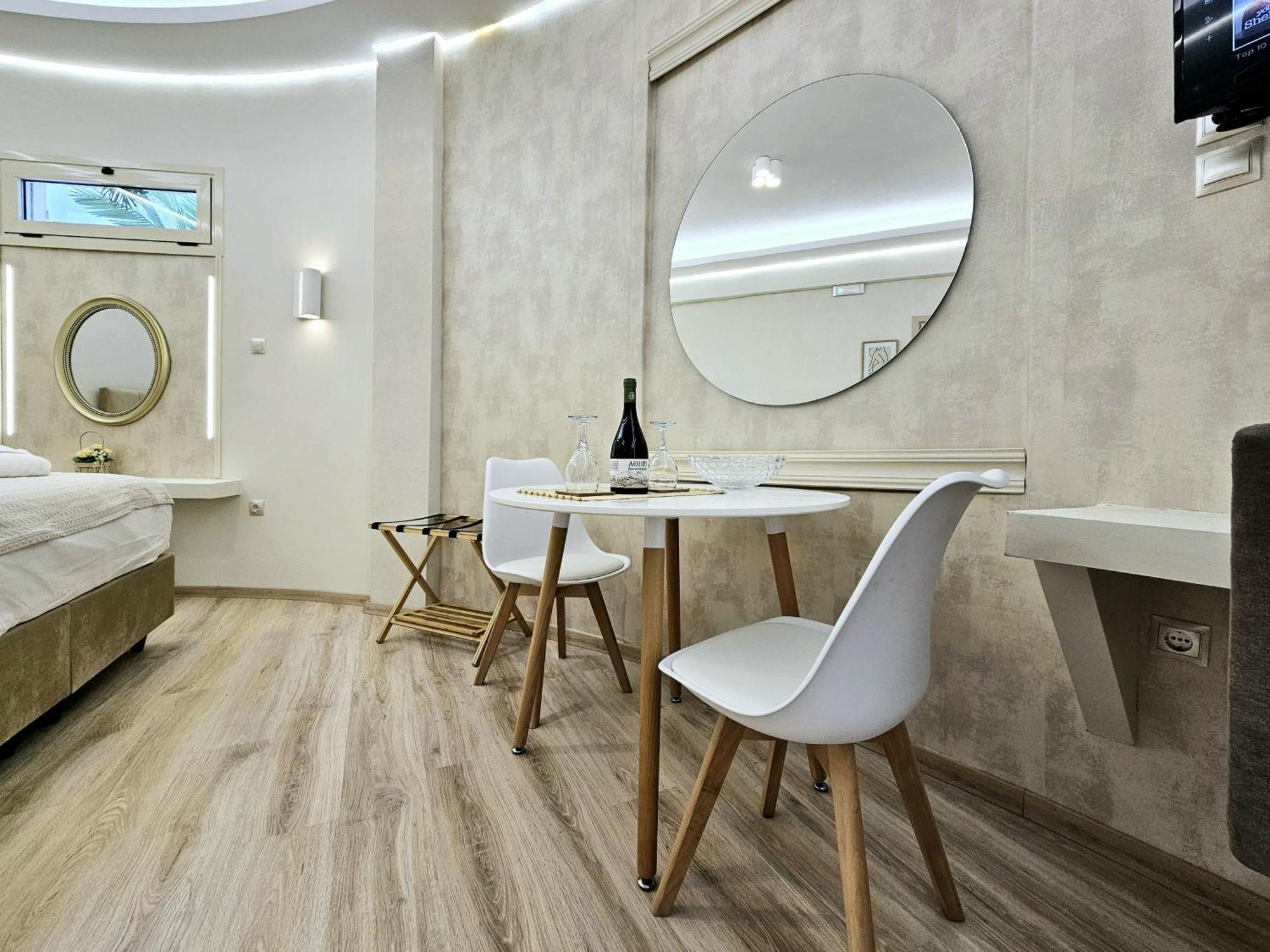 Golden City Center Suites Rhodes City Ngoại thất bức ảnh