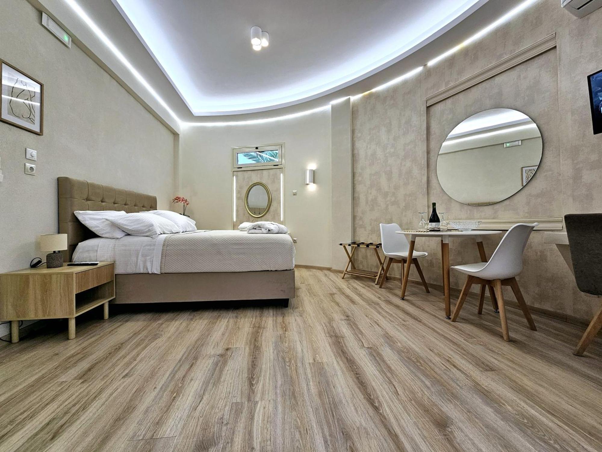 Golden City Center Suites Rhodes City Ngoại thất bức ảnh