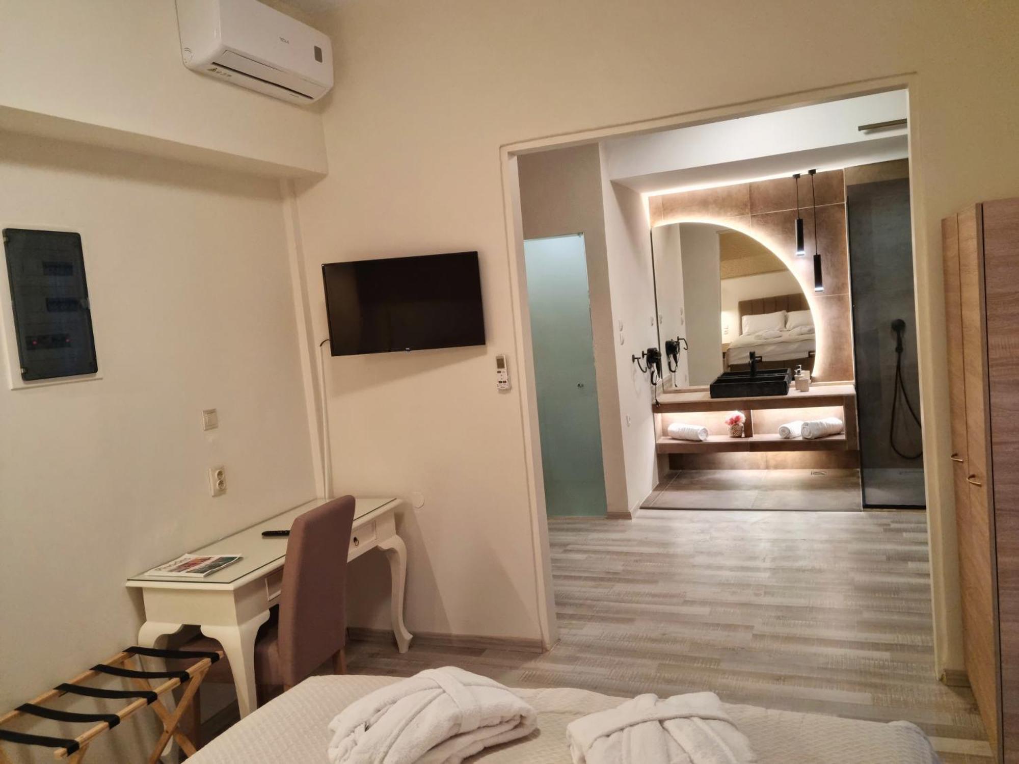 Golden City Center Suites Rhodes City Phòng bức ảnh