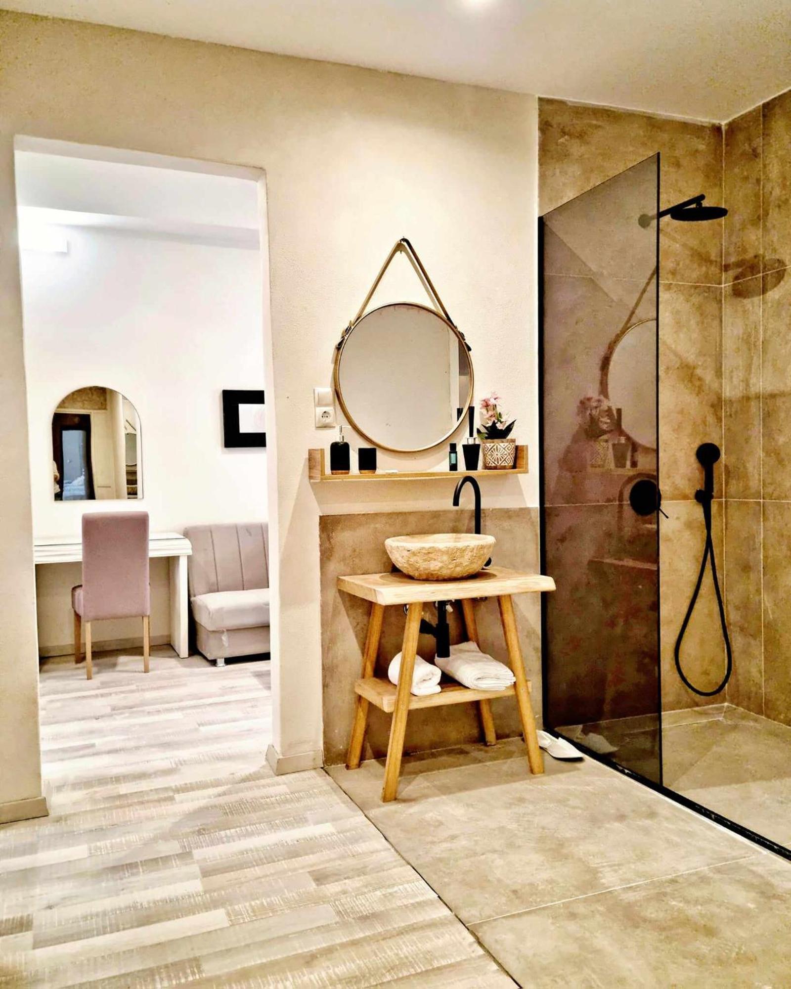 Golden City Center Suites Rhodes City Ngoại thất bức ảnh